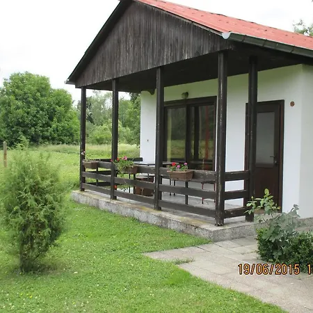Lucky Bungalows Tatil parkı