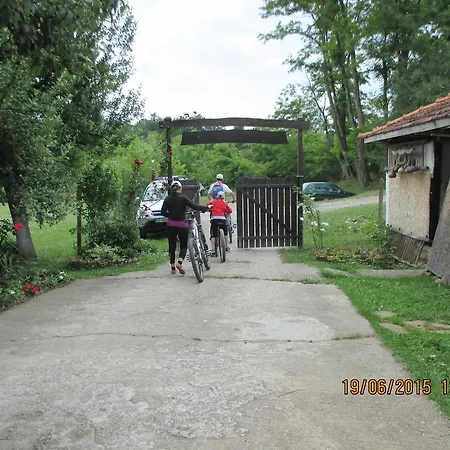 Lucky Bungalows Tatil parkı 2*