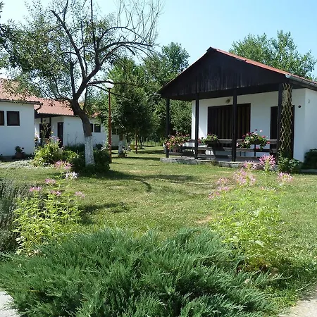 Lucky Bungalows Elena