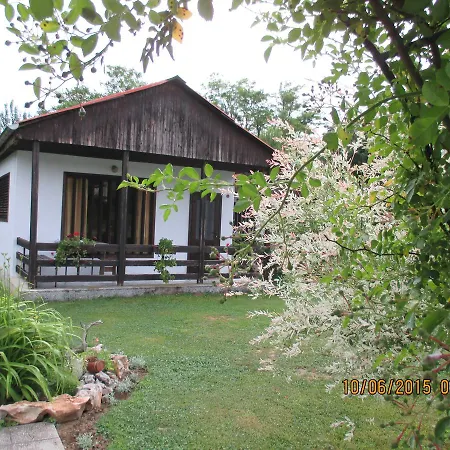 Tatil parkı Lucky Bungalows
